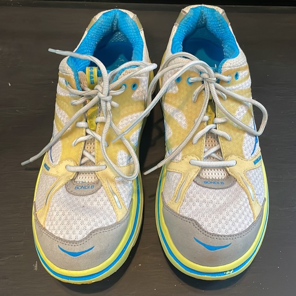 Hoka One One Womens Size 11 Bondi B High Visibility Yellow Running Time to fly. - Picture 10 of 13
